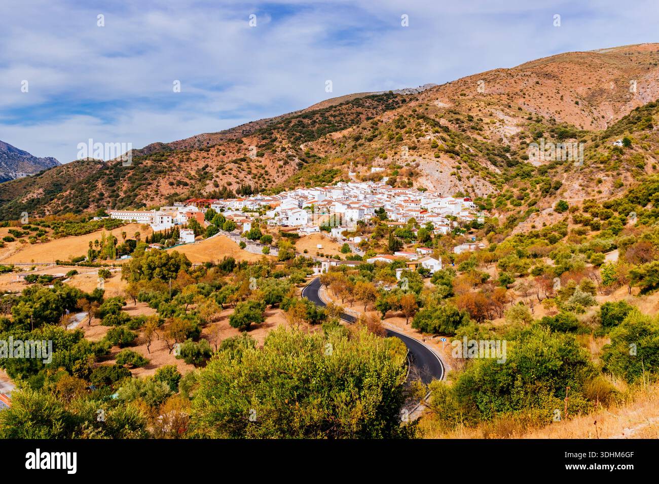 Jimera de Líbar è un villaggio bianco spagnolo situato nella zona di Ronda. Jimera de Líbar, Sierra de Ronda, Málaga, Andalucía, Spagna, Europa Foto Stock
