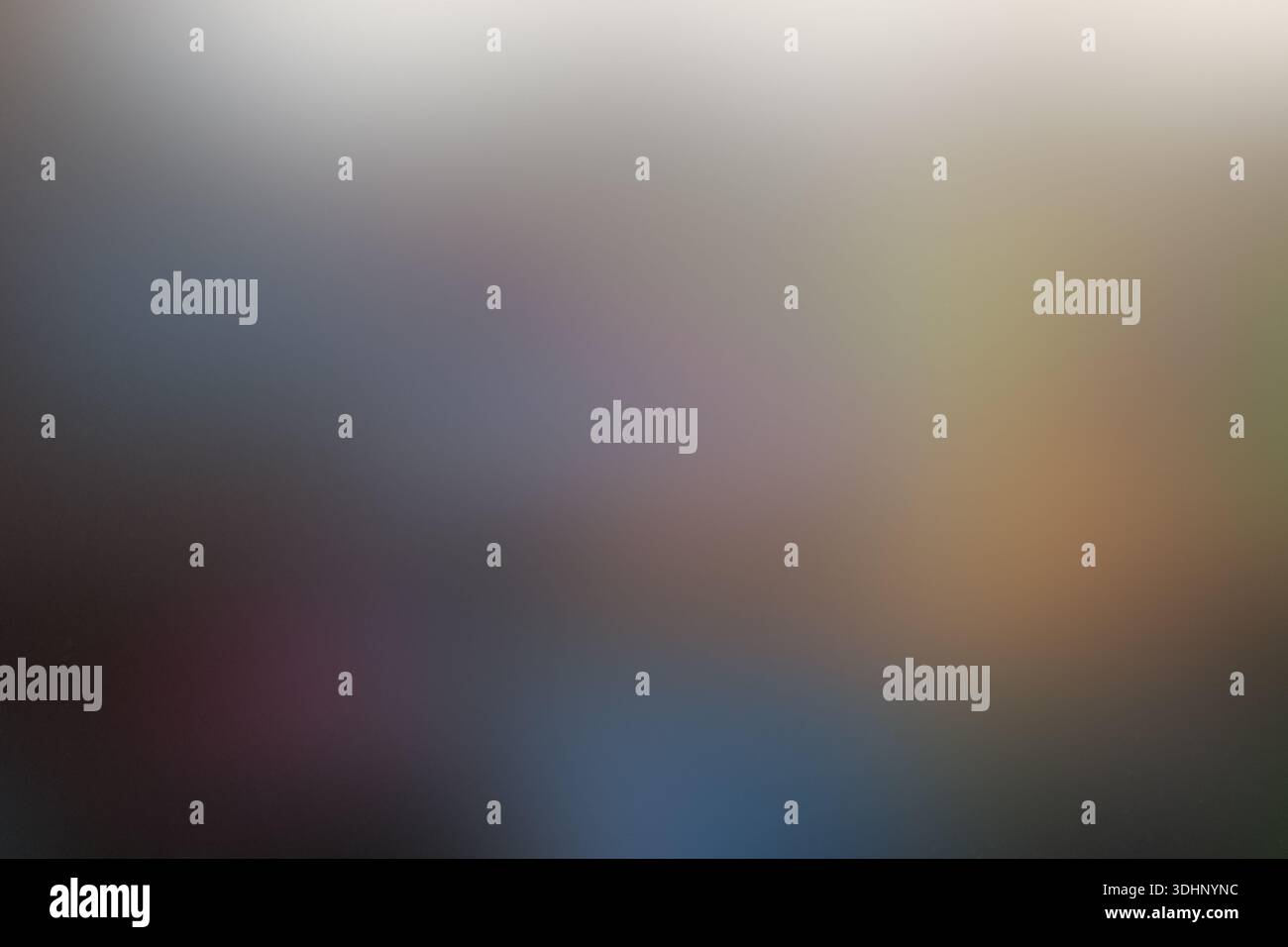 Sfondo liscio e sfocato con sfumature di colore tenue di grigio, blu e marrone caldo per un utilizzo minimalista. Foto Stock
