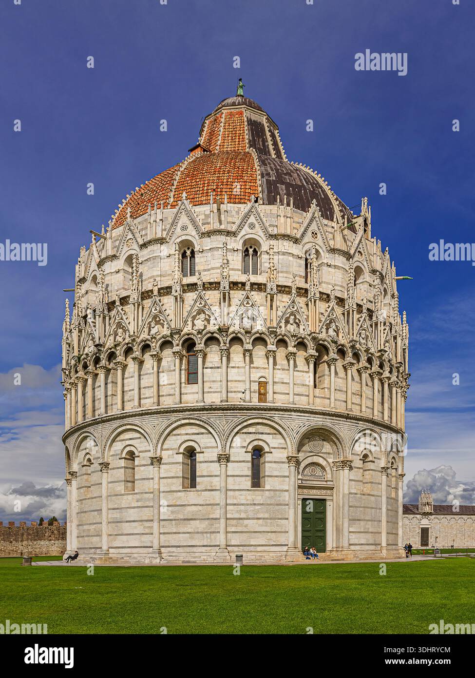 Il battistero di San Giovanni a Pisa Foto Stock