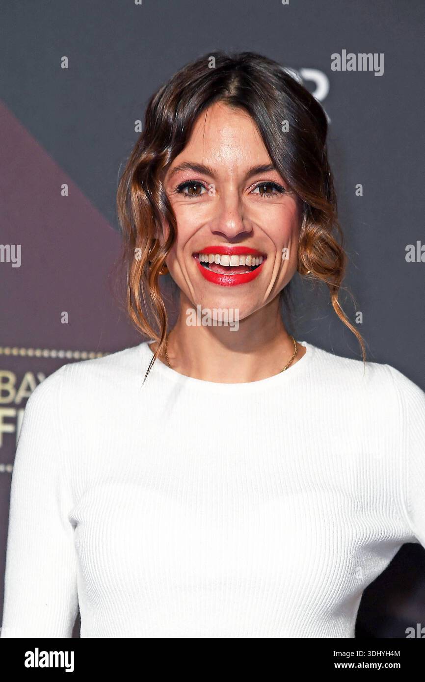 Anna Julia Antonucci bei der Ankunft zur VERLEIHUNG DES BAYERISCHEN FILMPREISES 2025 im Prinzregententheater in München am 23.01.2026 *** Anna Julia Antonucci all'arrivo per l'ASSEGNAZIONE DEL PREMIO BAYERIAN FILM 2025 al Prinzregententheater di Monaco il 23 01 2026 Foto Stock