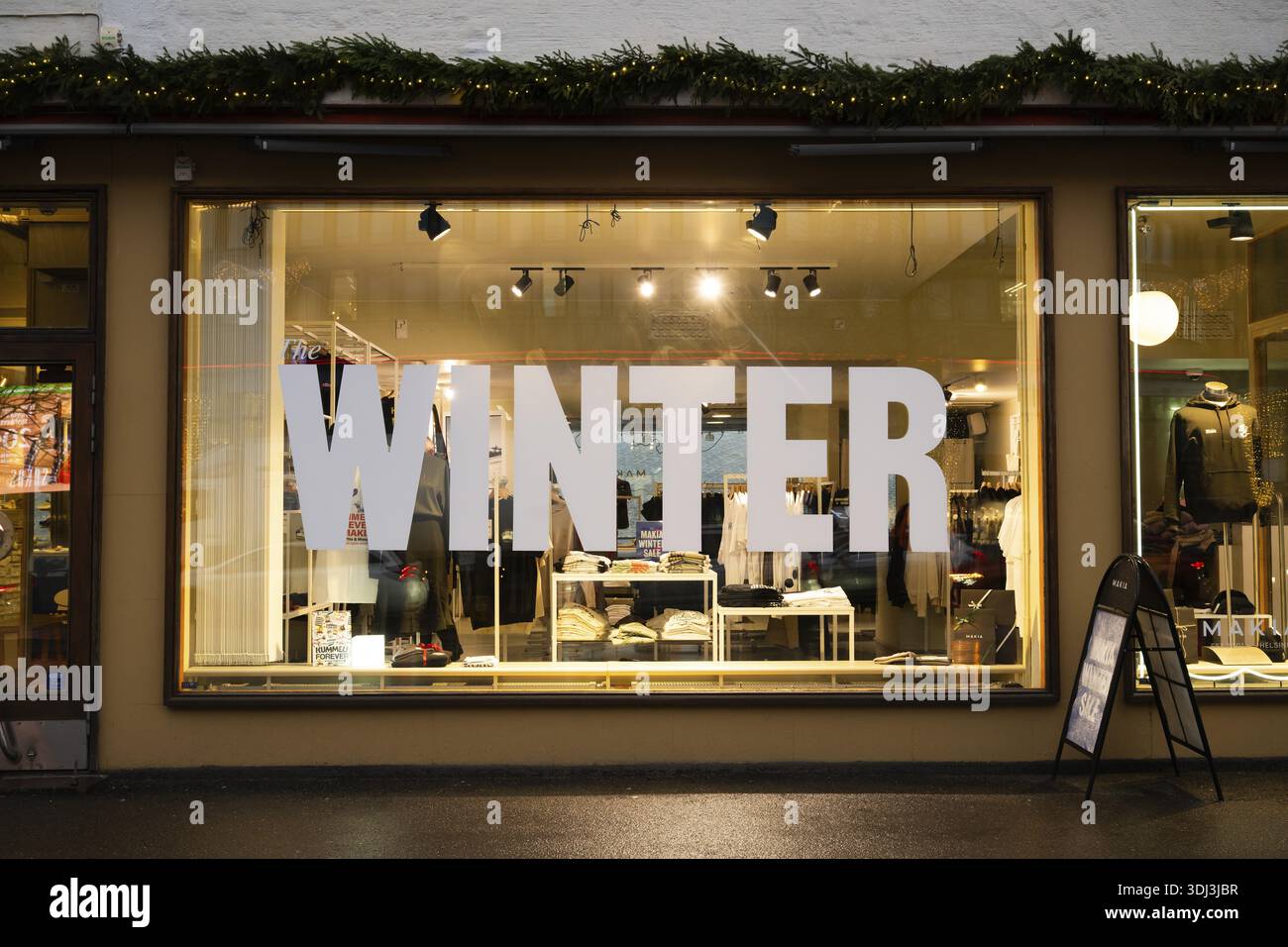Vetrina con l'iscrizione Winter, Helsinki, Finlandia Foto Stock