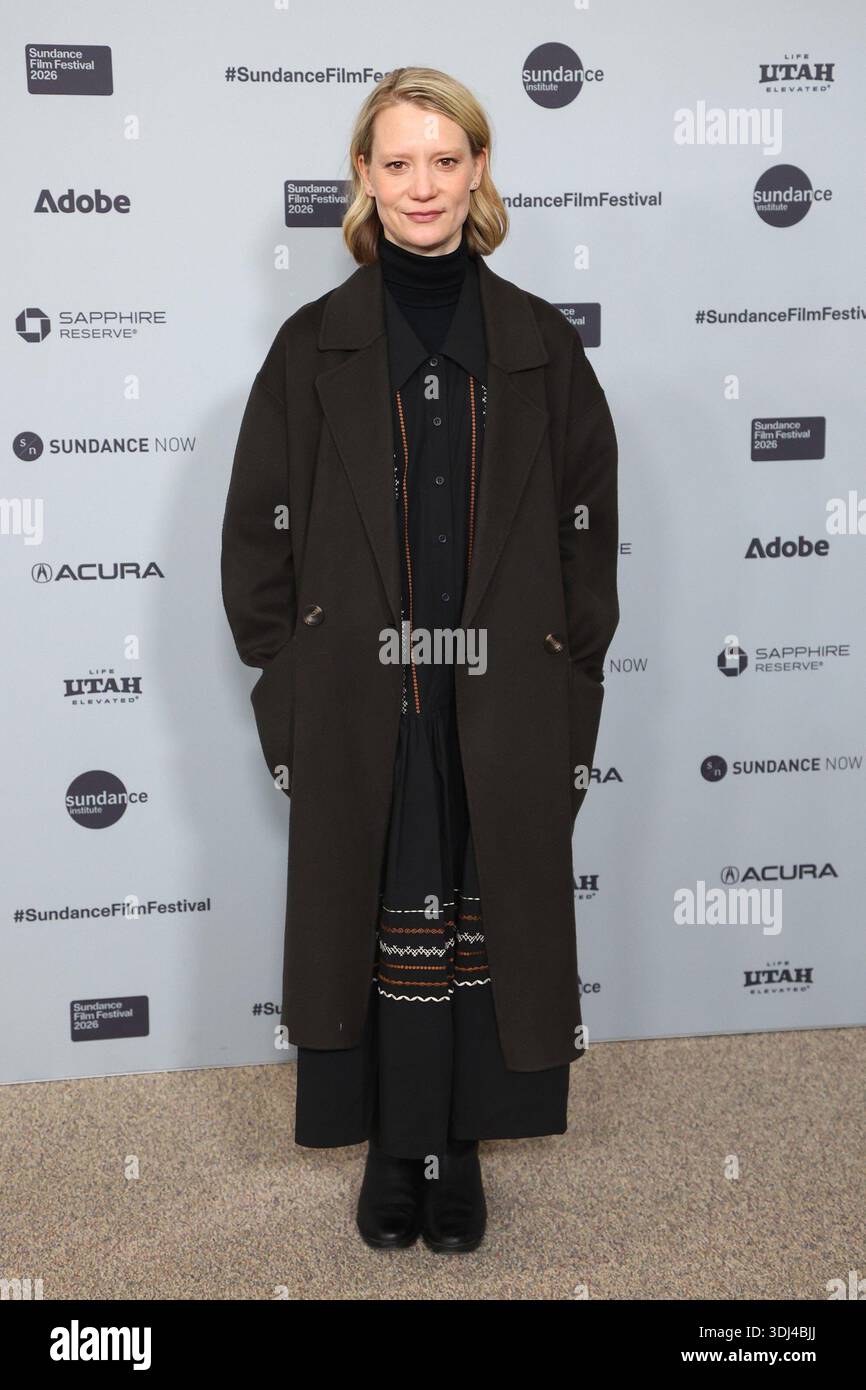 Ut. 24 gennaio 2026. Mia Wasikowska agli arrivi per la FING! Anteprima al Sundance Film Festival 2026, Eccles Theater, Park City, UT, 24 gennaio 2026. credito: JA/Everett Collection/Alamy Live News Foto Stock