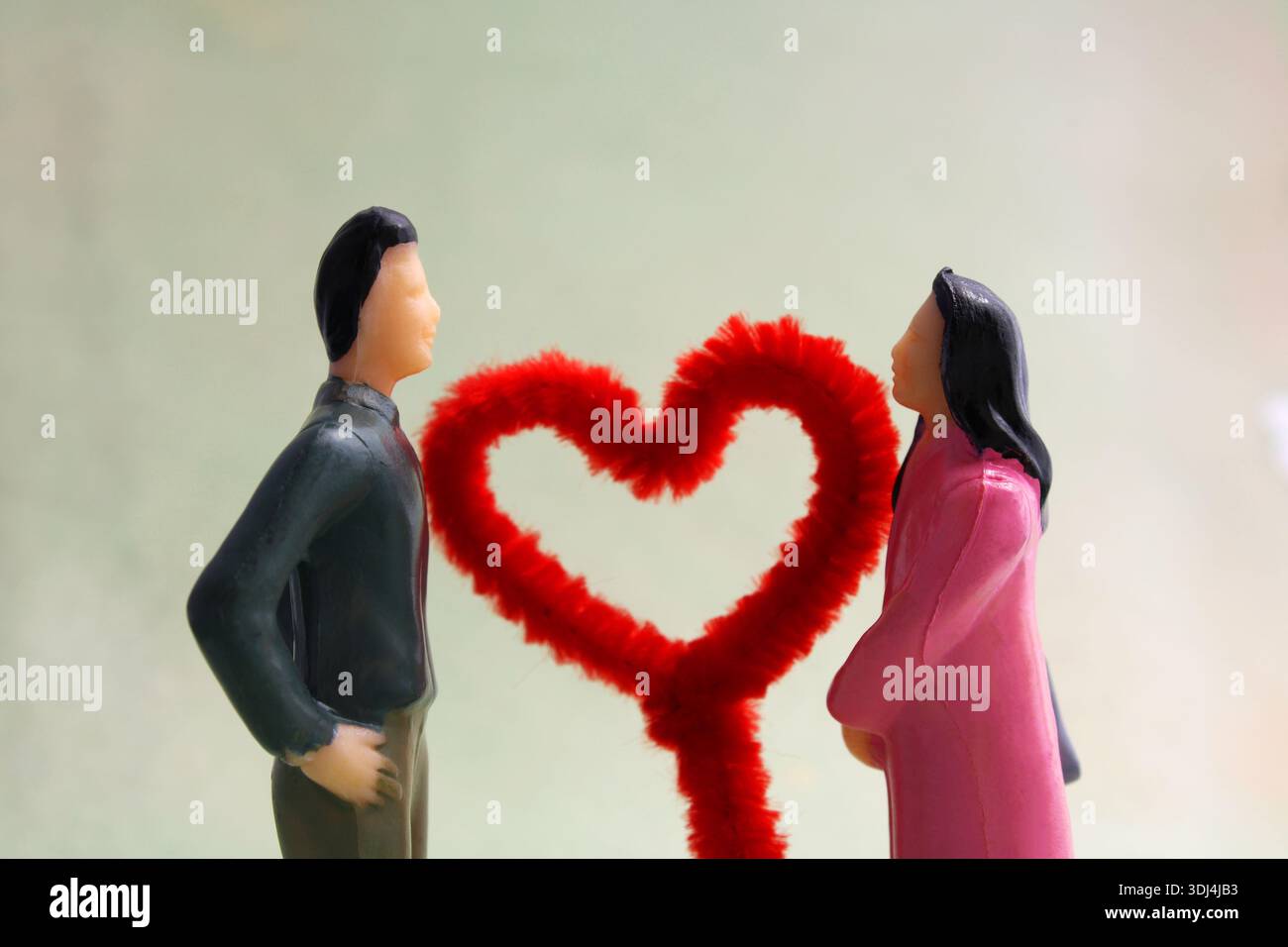 Relazioni tra colleghi, romanticismo d'ufficio Foto Stock