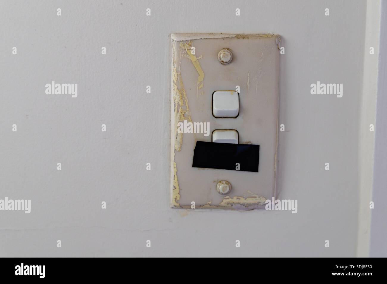 Interruttore Della Luce Compatto In Plastica Bianca Con Cavo Integrato Interruttore Della Luce A Bilanciere Interruttore Di Alimentazione Ca 250 V 1 96861737