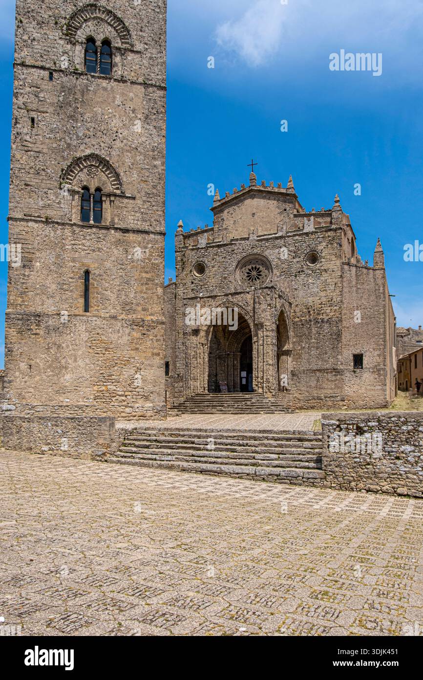 Chiesa Matrice comunemente indicata come Duomo di Erice. Erice, Trapani, Sicilia, Italia, Europa. Foto Stock