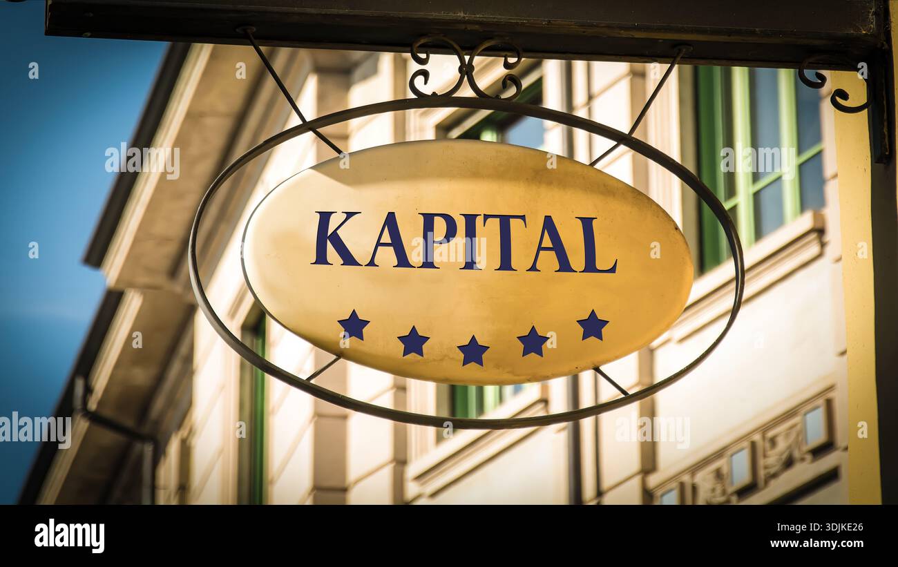 L'immagine mostra un cartello e un cartello che indica in tedesco la capitale. Foto Stock