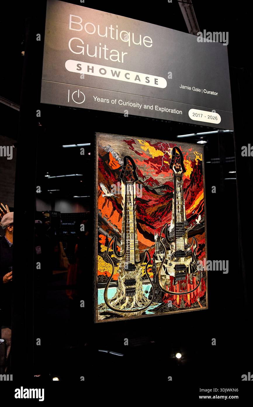 24 gennaio 2026, Anaheim, CA, Stati Uniti: Il Winter NAMM Show di Anaheim è la worldâ più grande fiera del settore musicâ, dove produttori, rivenditori, artisti e media si riuniscono per lanciare attrezzature, fare rete e partecipare a concerti e sessioni di formazione. più di 4.000 marchi e più di 90â paesi hanno rappresentato negli ultimi anni, lanciando nuovi strumenti, apparecchiature audio proâ e prodotti tecnologici musicâ. (Immagine di credito: © Dave Safley/ZUMA Press Wire) SOLO PER USO EDITORIALE! Non per USO commerciale! Foto Stock
