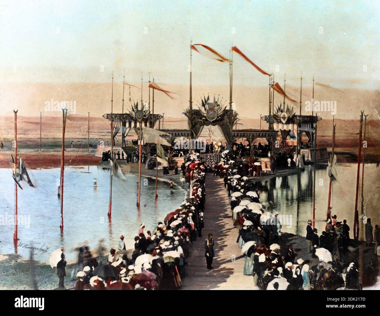 CANALE DI SUEZ : cerimonia di apertura al Port Said del Canale di Suez, 7 - 1869 novembre - inaugurazione del canale di Suez (Egypte), it 1869. La tribune officielle. Foto Stock