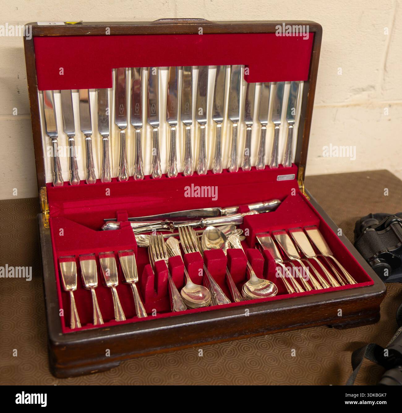 Posateria d'argento vintage mensa coltelli d'argento forchette, cucchiai, Regno Unito Foto Stock