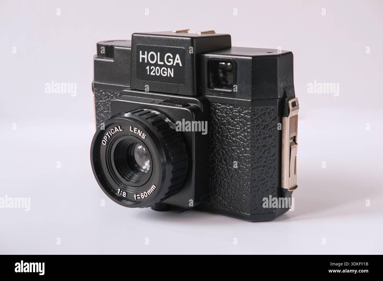 Holga 120GN, formato medio 120, macchina fotografica prodotta dalla Universal Electronics (Holga) di Hong Kong. Foto Stock