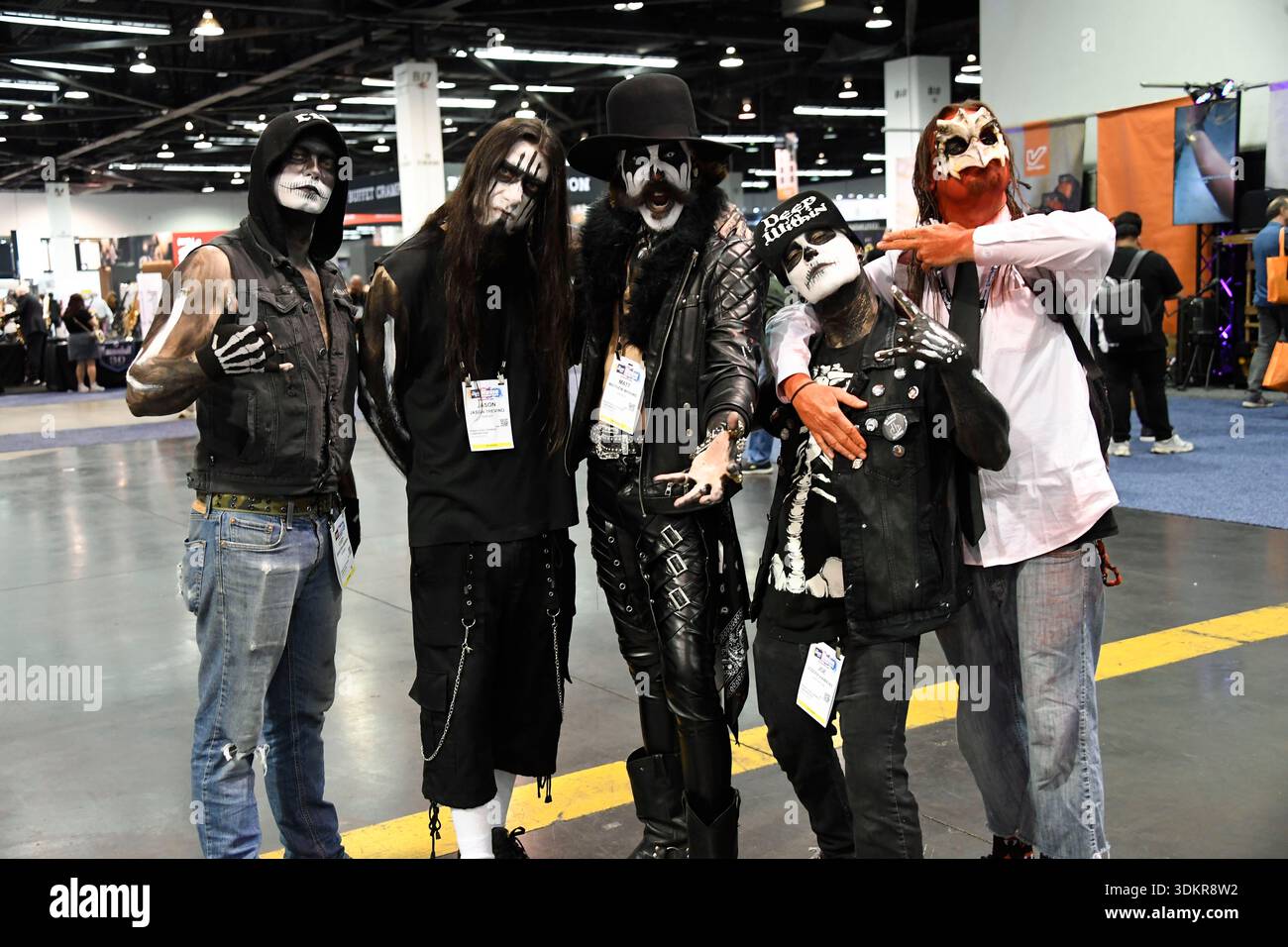 24 gennaio 2026, Anaheim, CA, Stati Uniti: Anaheim CA. 24 gennaio 2026. Il Winter NAMM Show di Anaheim è la worldâ più grande fiera musicâ settore in cui produttori, rivenditori, artisti e media si riuniscono per lanciare attrezzature, fare rete e partecipare a concerti e sessioni di formazione. più di 4.000 marchi e più di 90â paesi hanno rappresentato negli ultimi anni, lanciando nuovi strumenti, apparecchiature audio proâ e prodotti tecnologici musicâ. (Immagine di credito: © Dave Safley/ZUMA Press Wire) SOLO PER USO EDITORIALE! Non per USO commerciale! Foto Stock