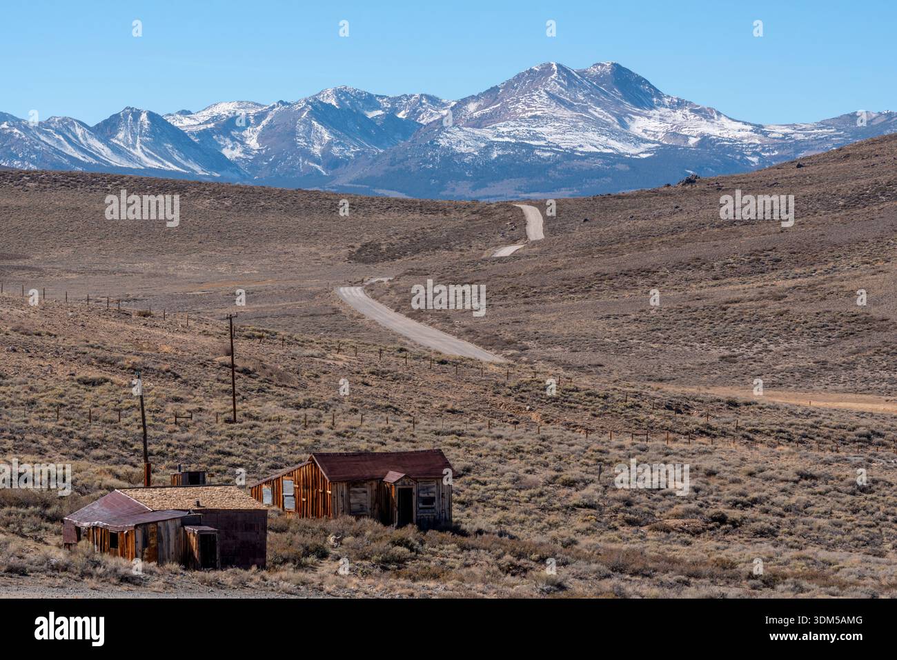 Case nella storica città mineraria di Bodie, California, Stati Uniti. Foto Stock