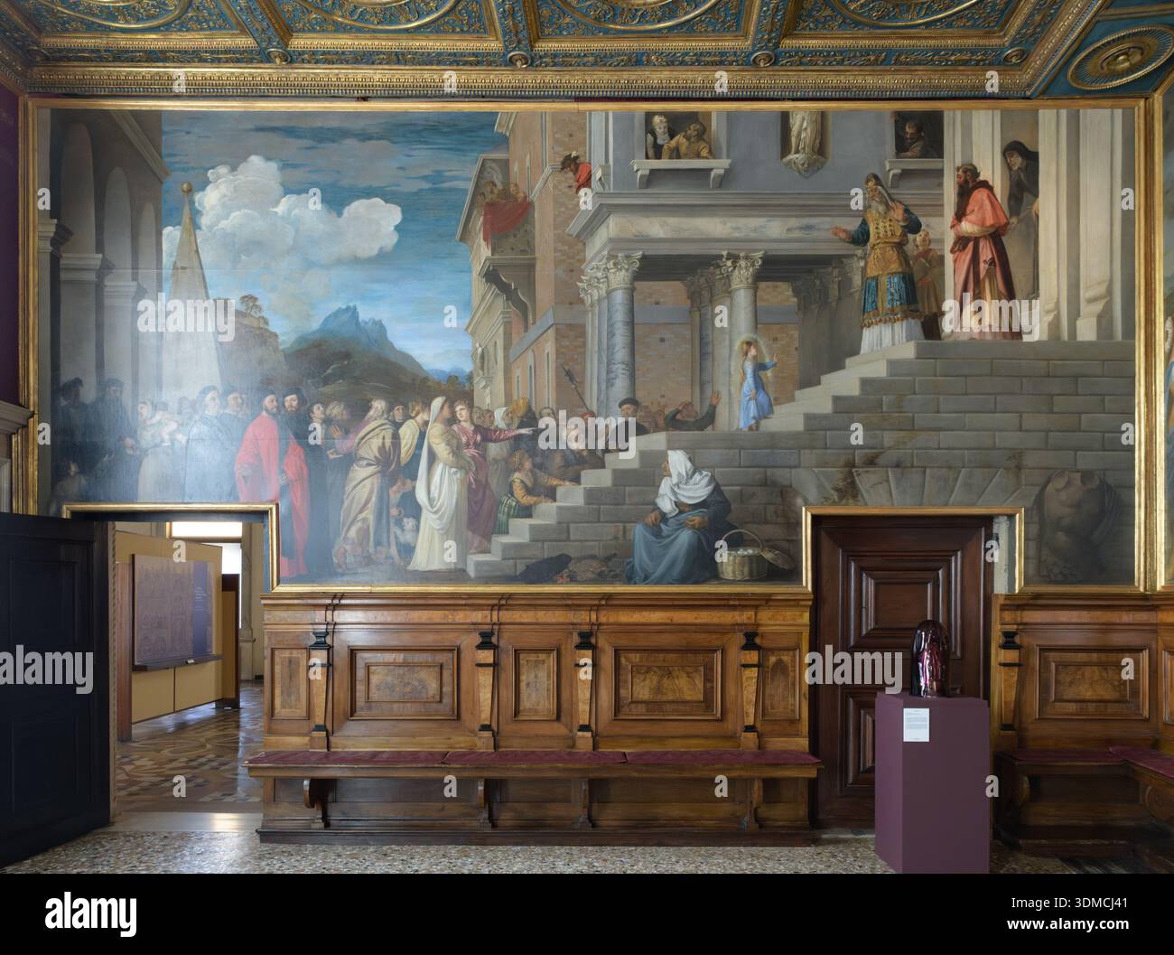 "La presentazione della Vergine al Tempio" di Tiziano nelle gallerie dell'Accademia, Venezia, Italia, raffigura Maria che sale sui gradini del tempio. Foto Stock