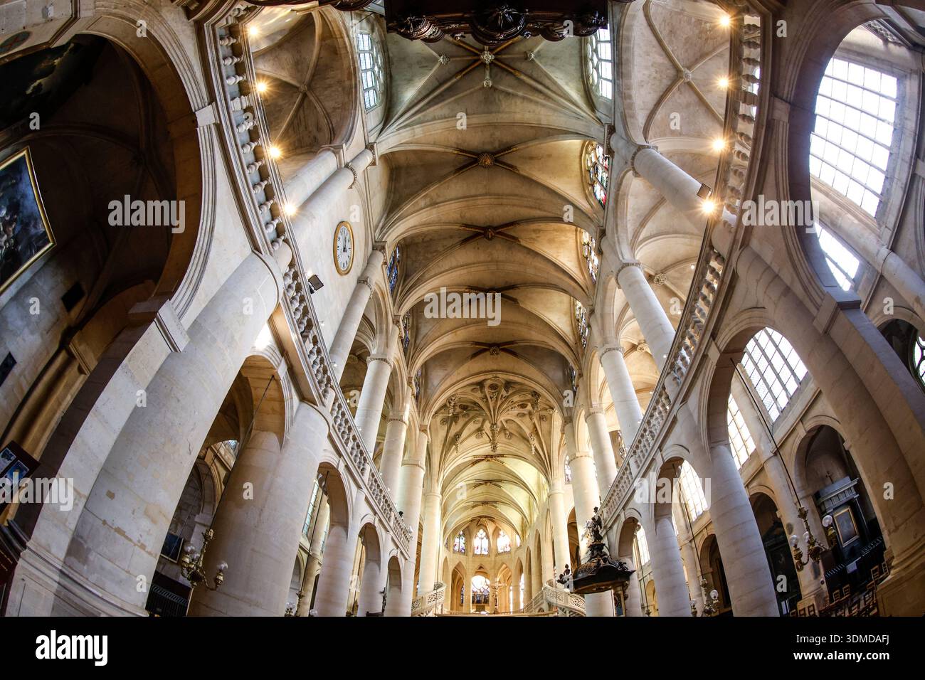 CHIESA DI SAINT-ETIENNE-DU-MONT PARIGI Foto Stock