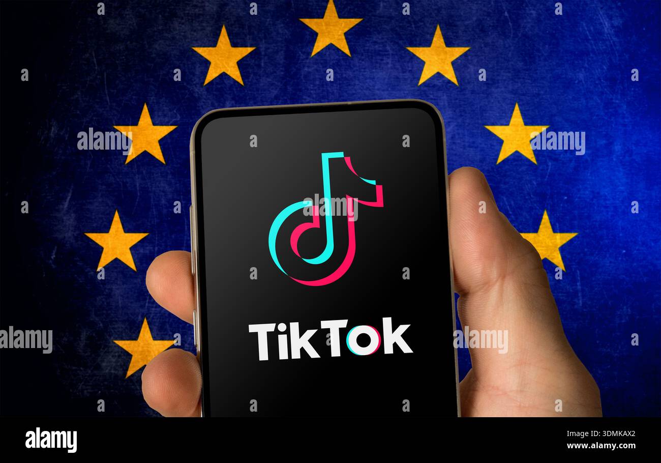 TikTok e Social Media Ban per adolescenti nell'Unione Euopea Foto Stock