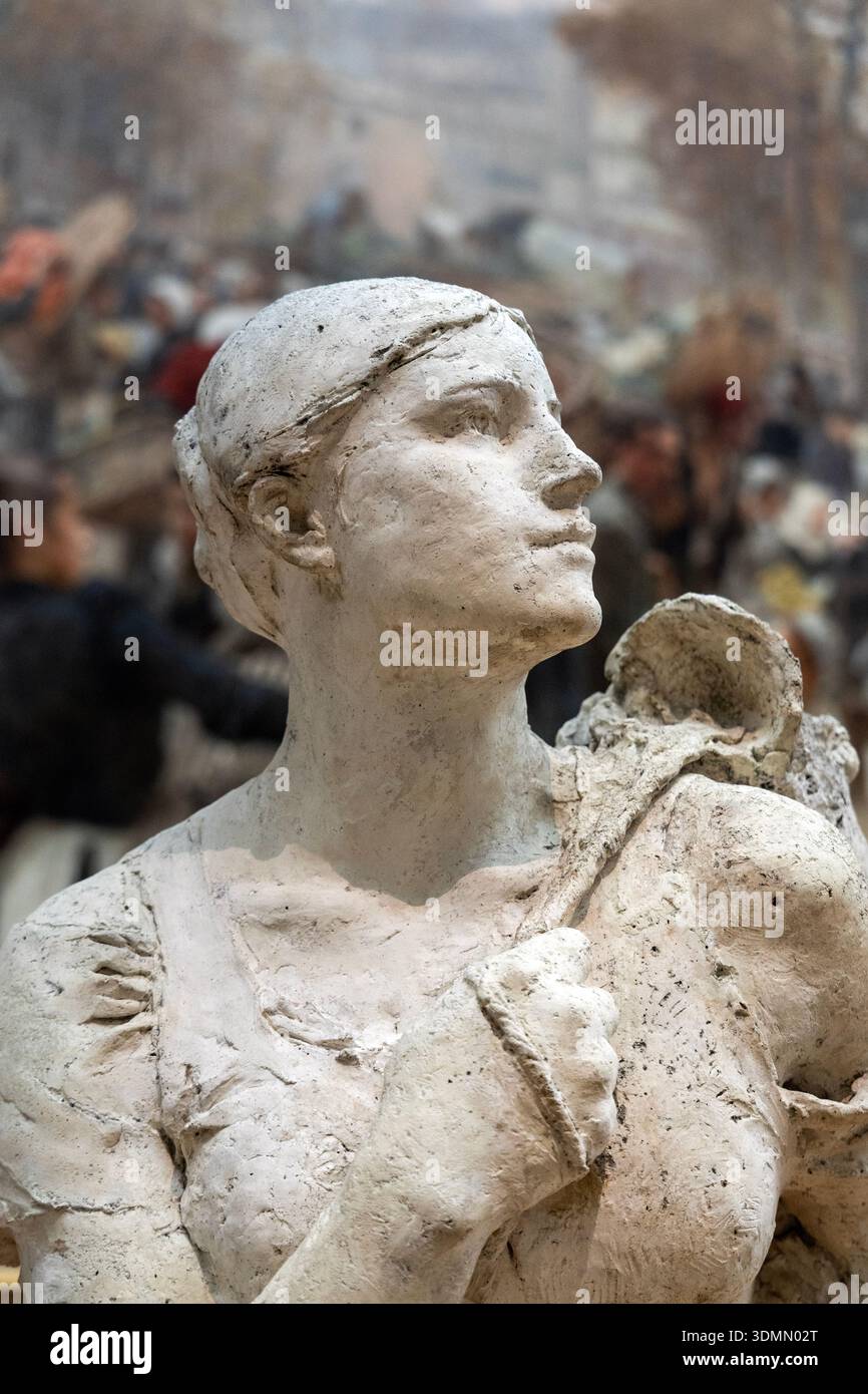Primo piano della statua "pesca" (1880) di Alexandre Falguière al Petit Palais, Parigi, Francia Foto Stock
