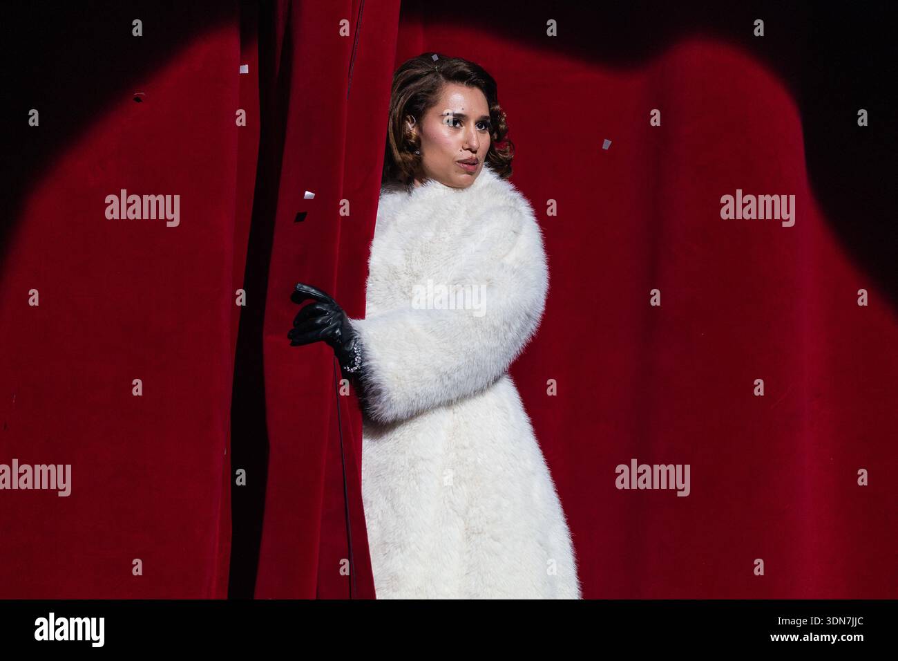 Oslo, Norvegia, 5 febbraio 2026, Raye si esibisce dal vivo sul palco, Anne-Marie Forker/Alamy Live News Foto Stock