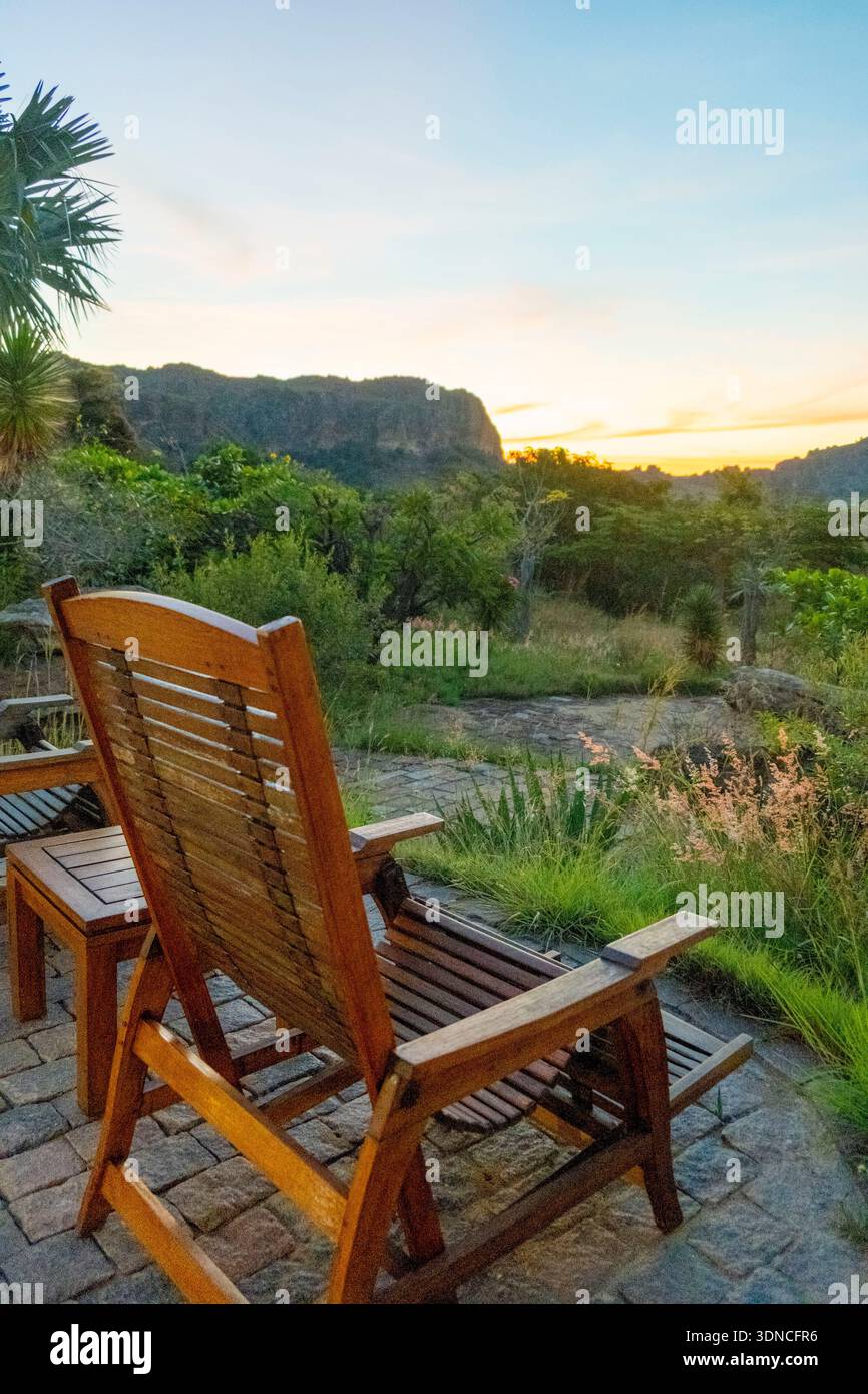 Madagascar, regione di Ihorombe, Ranohira, ai piedi del massiccio dell'Isalo, Satrana Lodge, hotel di lusso Foto Stock