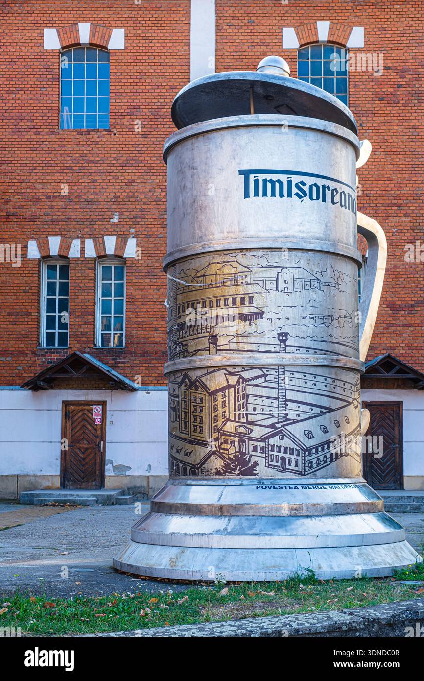 Romania, regione Banat, Timisoara, distretto dei tessuti, birrificio Timisoreana, primo birrificio fondato in Romania nel 1718 Foto Stock