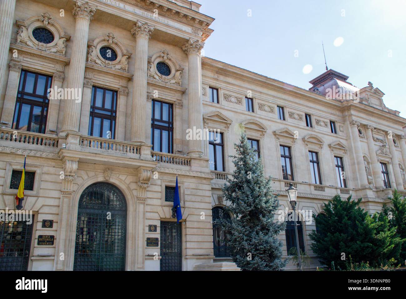 La Banca nazionale di Romania (BNR) ha la sua sede nel centro storico di Bucarest Foto Stock