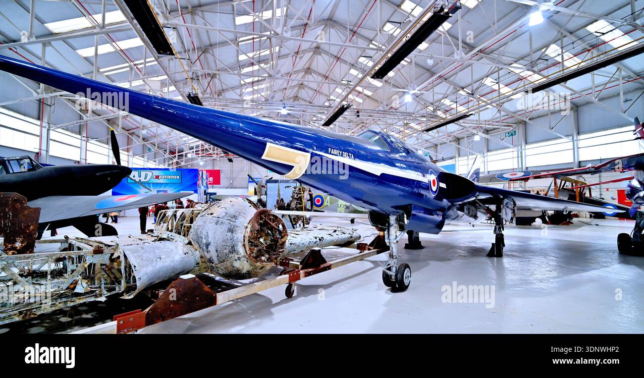 RAF Cosford Museum l'aereo sperimentale Fairey Delta associato al progetto del Concorde Foto Stock