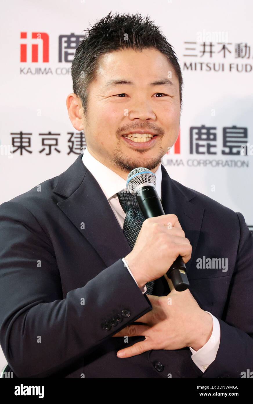 Tokyo, Giappone. 12 febbraio 2026. L'ex giocatore di rugby Fumiaki Tanaka partecipa a un talk show per il nuovo Prince Chichibu Memorial Rugby Stadium che sarà costruito vicino all'attuale stadio di Tokyo giovedì 12 febbraio 2026. SMBC Group otterrà i diritti di nome dello stadio e lo chiamerà "SMBC Olive Square". (Foto di Yoshio Tsunoda/AFLO) Foto Stock