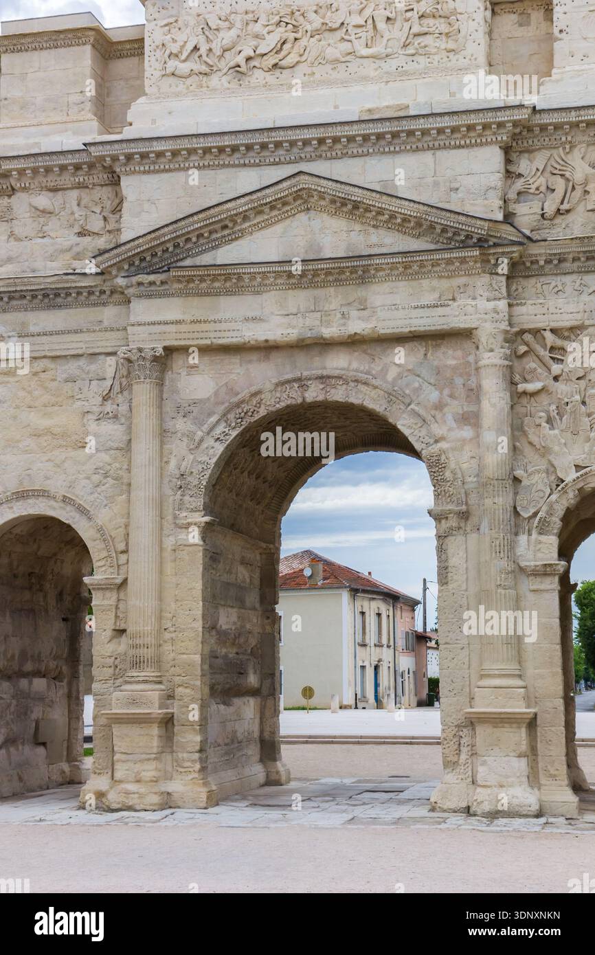 Arco dell'arco trionfale di Orange, Vaucluse, Francia Foto Stock