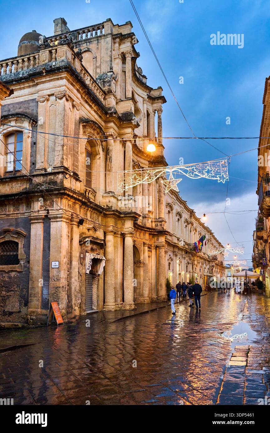 Chiesa di San Carlo al corso, San Carlo Borromeo, corso Vittorio Emanuele, noto, Sicilia, Italia Foto Stock