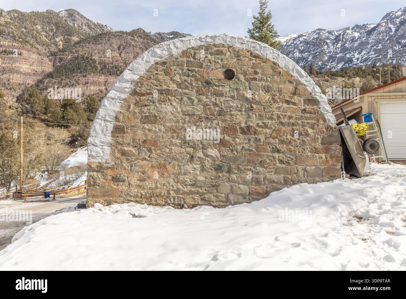 un lato della polveriera delle entrate nel parco di ghiaccio di ouray, in colorado Foto Stock