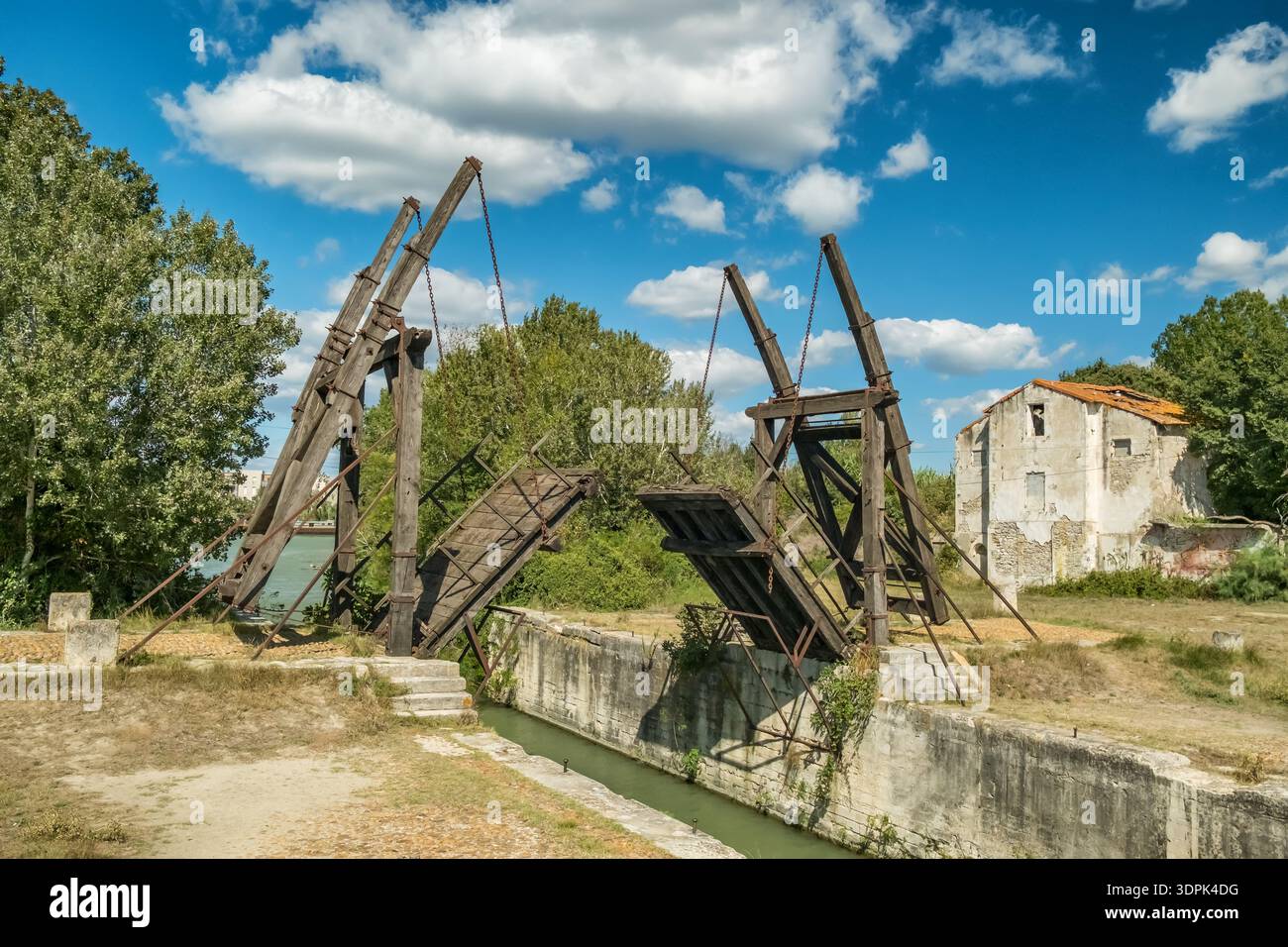 Lo storico ponte Langlois o il ponte Van Gogh ad Arles, Francia Foto Stock