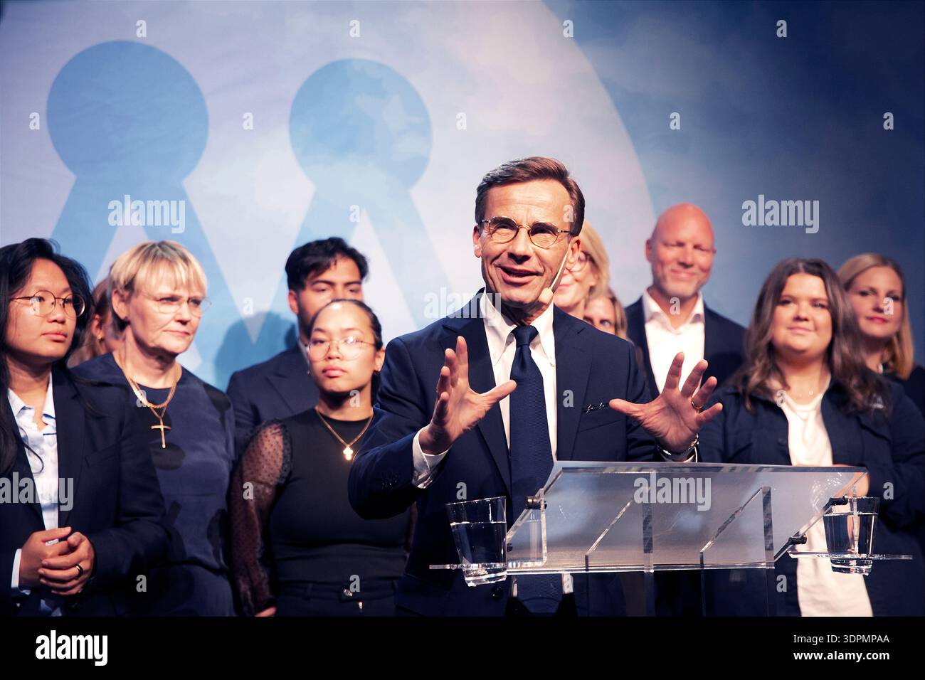 Ulf Kristersson parla dopo la vittoria elettorale del 2022 al Clarion Hotel Sign di Stoccolma. Foto Stock