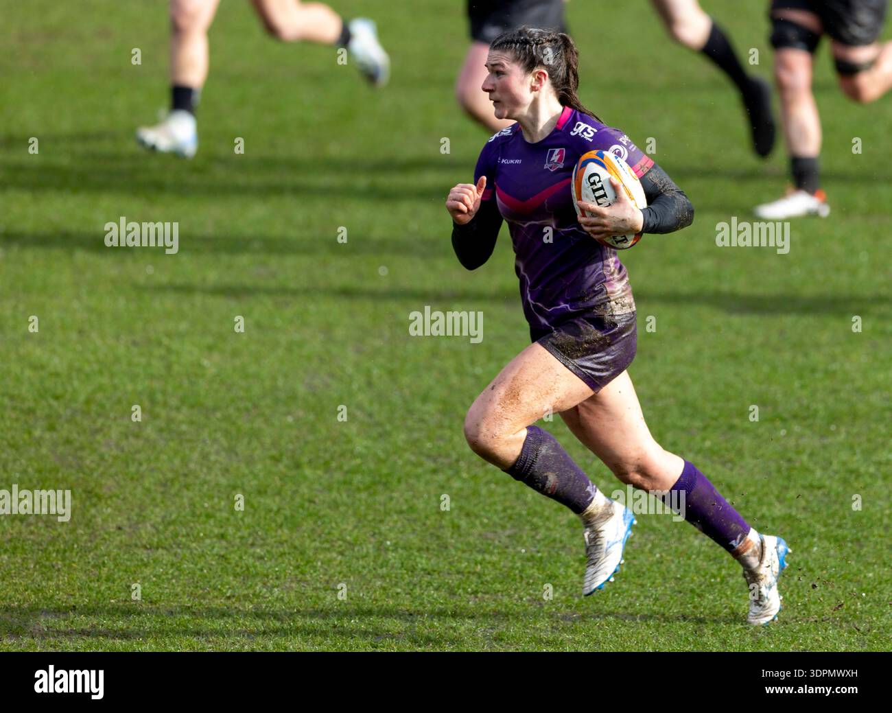 Sandy Park Exeter Sunday15, febbraio 2026. Helen Nelson di Loughborough Lightning corre con il pallone durante la partita tra Exeter Chiefs Women e Loughborough Lightning Women The PWR Sandy Park Exeter Sunday15,febbraio,2026Sandy Park , crediti: Martin Edwards/Alamy Live News Foto Stock