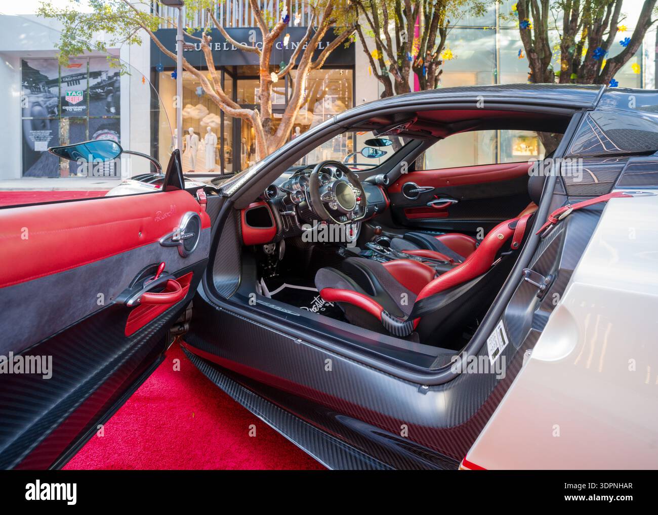 Miami Concours Annual Exotic Luxury Car Show febbraio 2026 Design District Miami, Florida, Stati Uniti d'America, USA Foto Stock