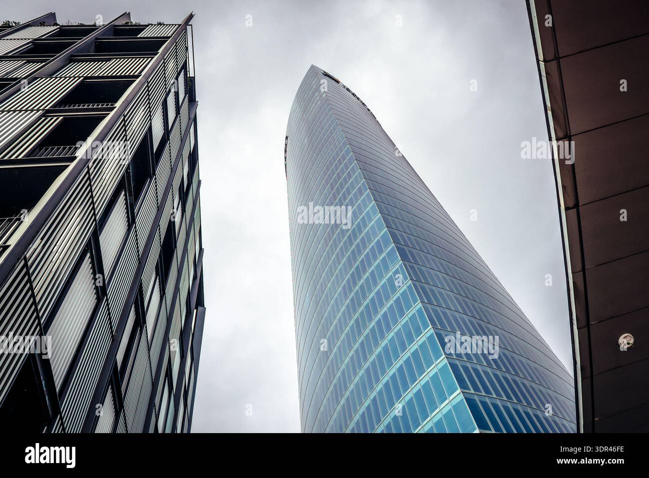 Bilbao, Spagna - 27 gennaio 2019: Edificio per uffici Iberdrola Tower nella città di Bilbao, provincia di Biscaglia Foto Stock