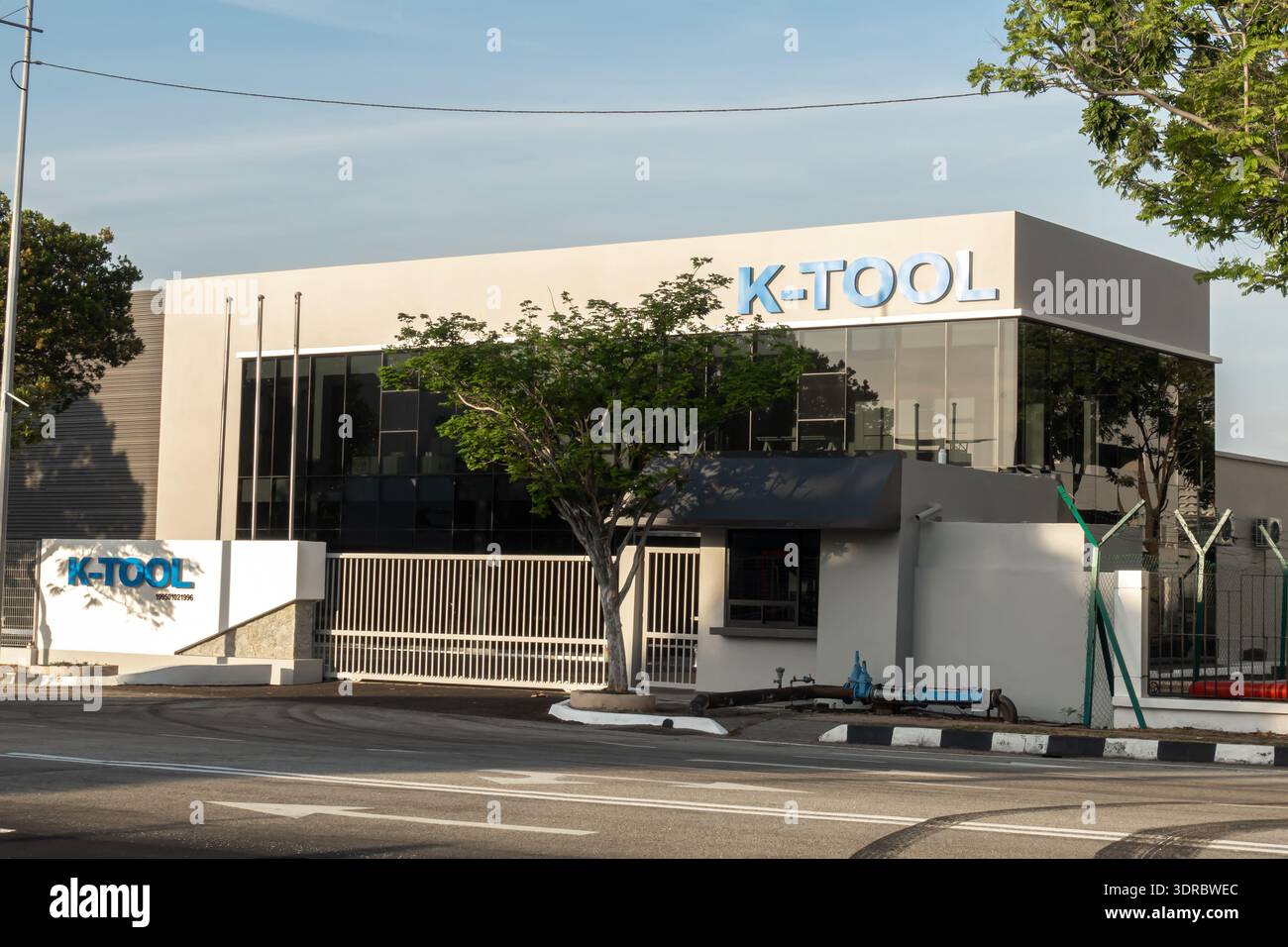 Sede centrale di K-Tool Engineering, un'azienda internazionale di ingegneria di precisione con sede a Penang, Malesia Foto Stock