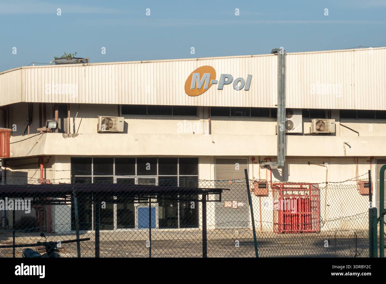 Mardec Polymers Sdn Bhd, noto come M-Pol Building a Penang, produttore leader in Malesia specializzato in prodotti e servizi polimerici. Foto Stock