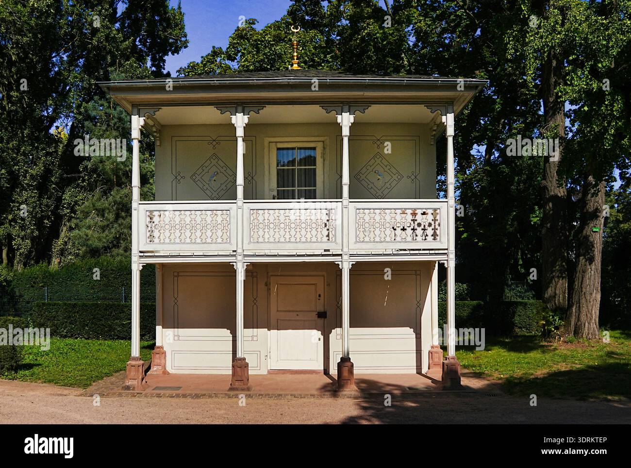 Casa da tè nel parco Rosenhöhe a Darmstadt, Assia, costruita nel 1810. Foto Stock