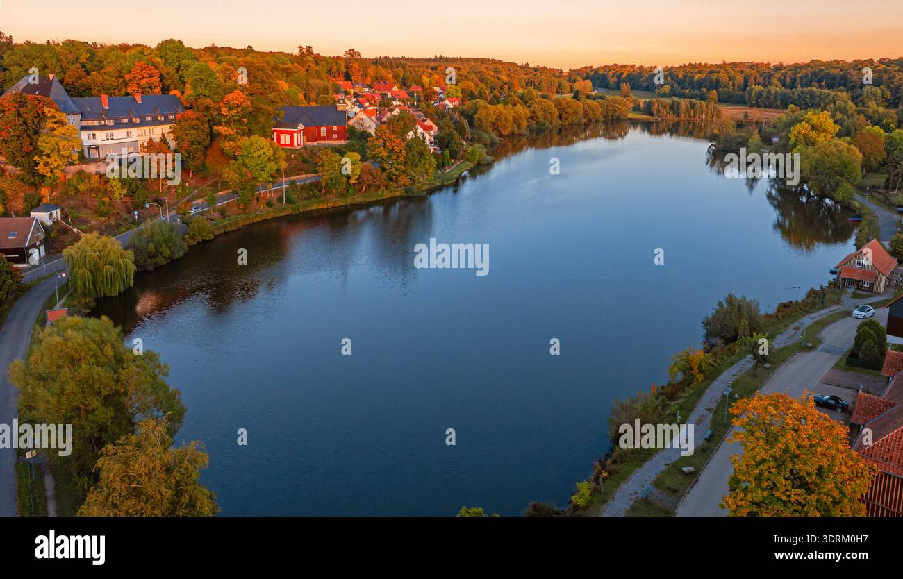Foto dal lago Stiege im Harz con posizione al tramonto Foto Stock