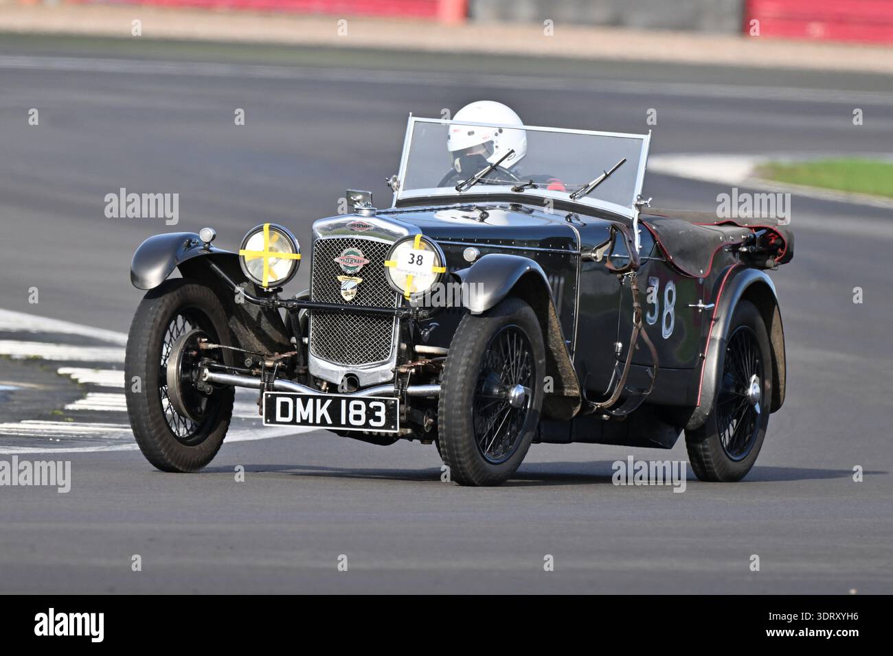 Simon Bowyer, Frazer Nash Colmore 4 posti open tourer, 2026 ha visto la 70a corsa del Pomeroy Trophy, è iniziato nel 1952, presenta auto di tutti Foto Stock