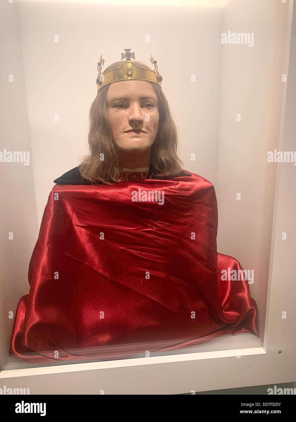 Museo di re Riccardo a Leicester o centro visitatori questa mostra esplora la vita del suo regno e l'eredità dell'ultimo re Plantageneto - Immagine stock catturata con smartphone
