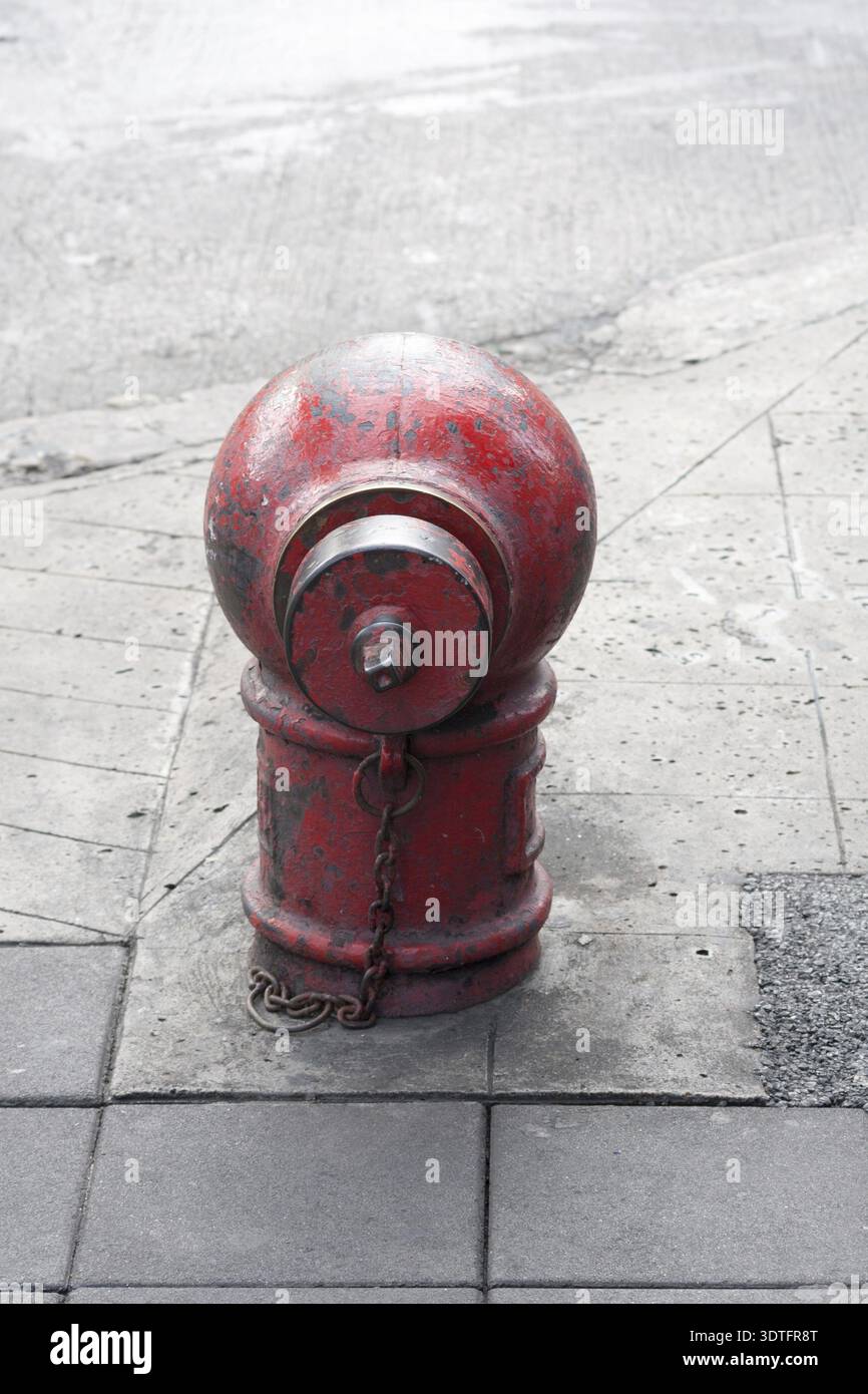 Idrante di fuoco in strada a Bangkok, in Thailandia Foto Stock