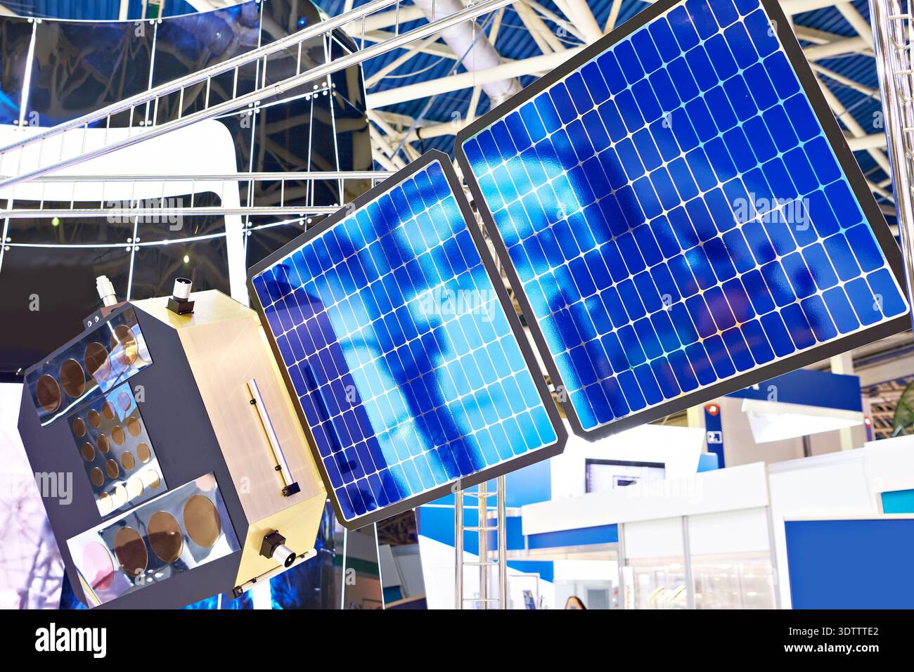Pannelli solari sulla mostra spaziale Foto Stock