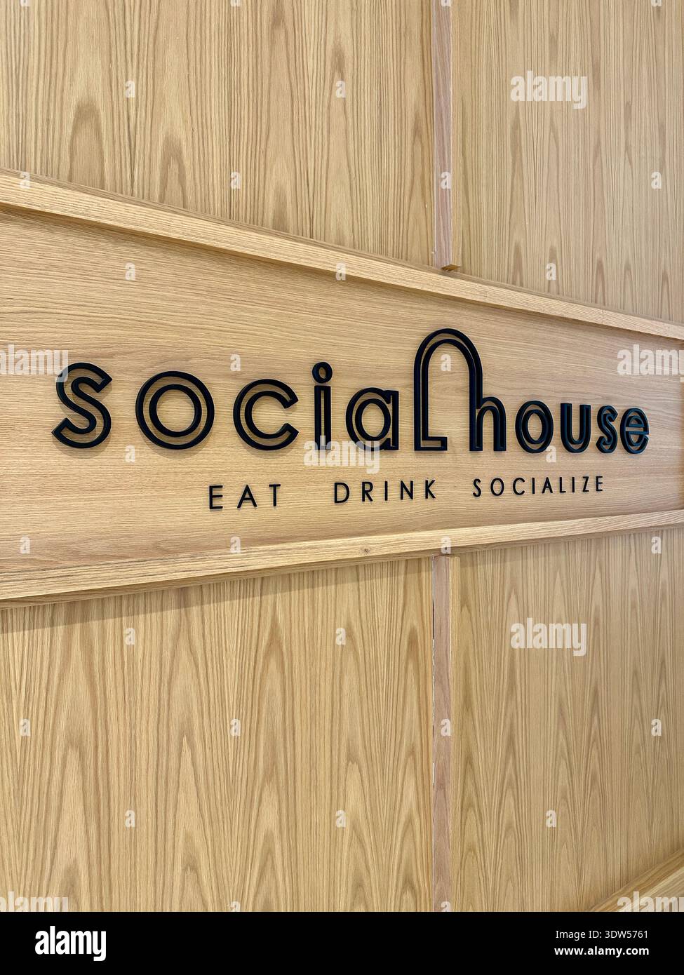 Cartello del ristorante Social House - Immagine stock catturata con smartphone