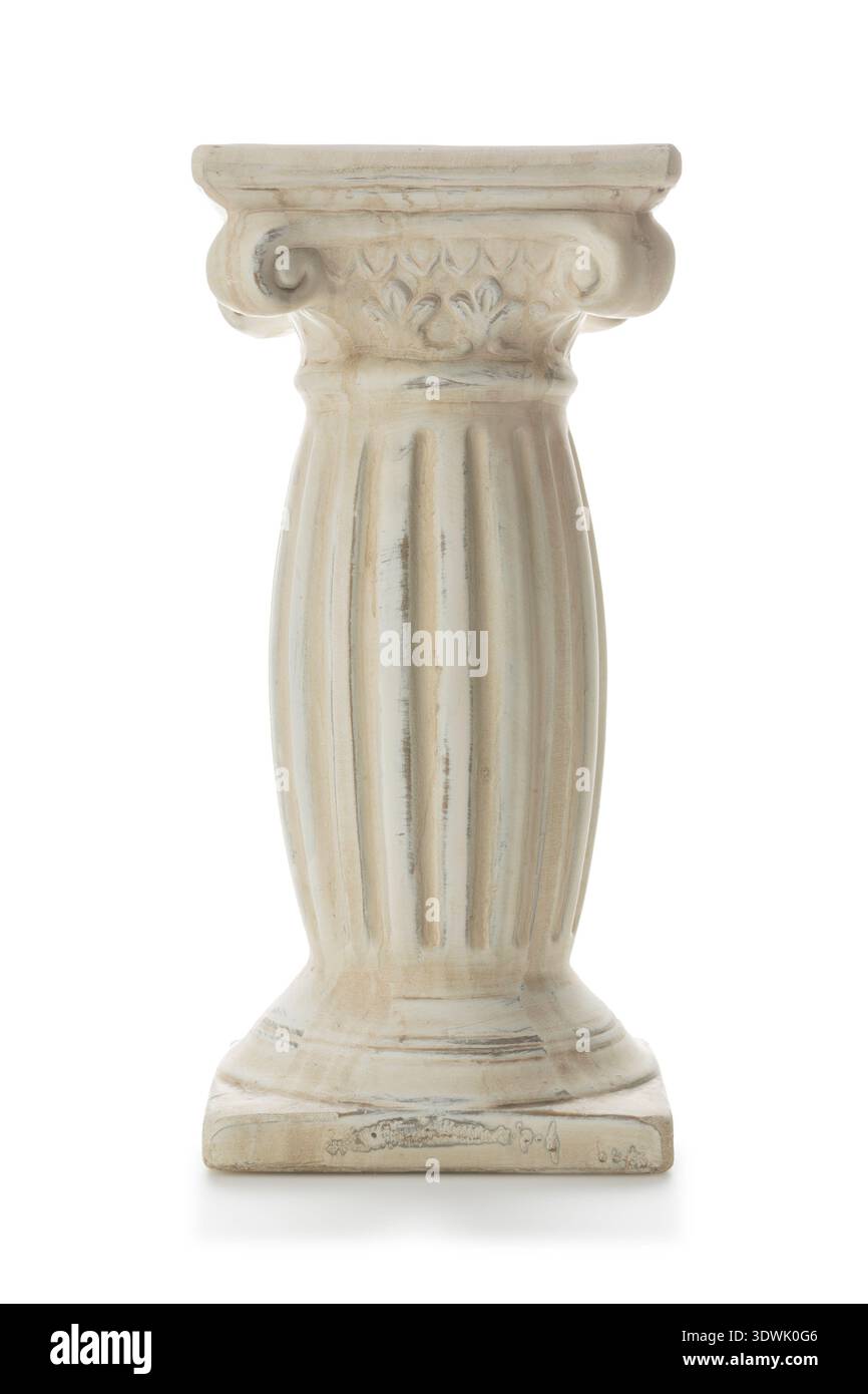 Colonna decorativa in ceramica in stile greco isolata su sfondo bianco Foto Stock