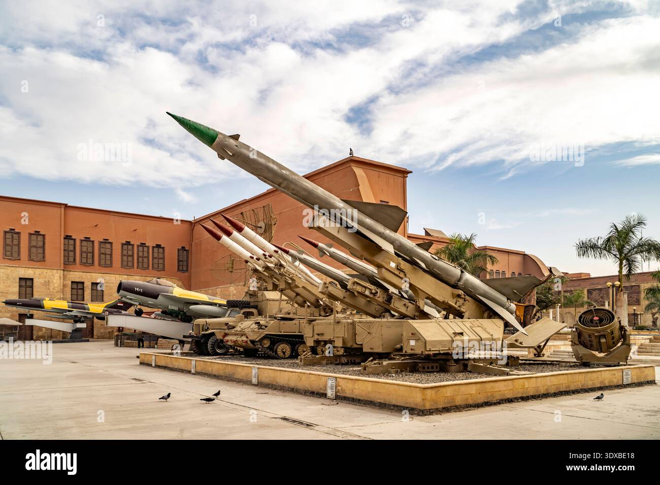 Museo Militärisches Raketen am Militärischen Museo in der Zitadelle von Saladin a Kairo , Ägypten, razzi Afrika dell'esercito nazionale egiziano Foto Stock