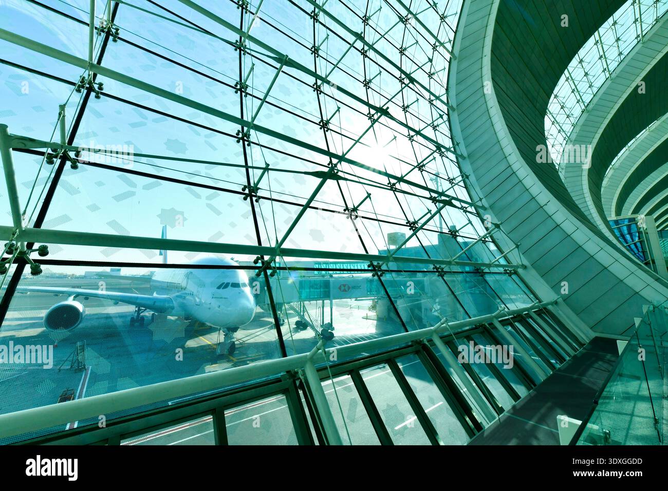 Dubai, Emirati Arabi Uniti-maggio 15,2023: Aeroporto internazionale di Dubai (DXB)questo è il porto di casa degli Emirati e uno dei più grandi hub del mondo. Foto Stock