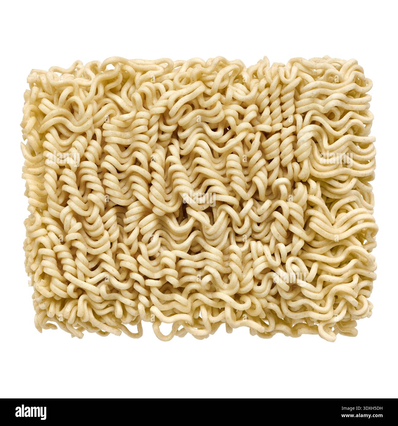 Spaghetti istantanei non cotti, isolati su sfondo bianco Foto Stock