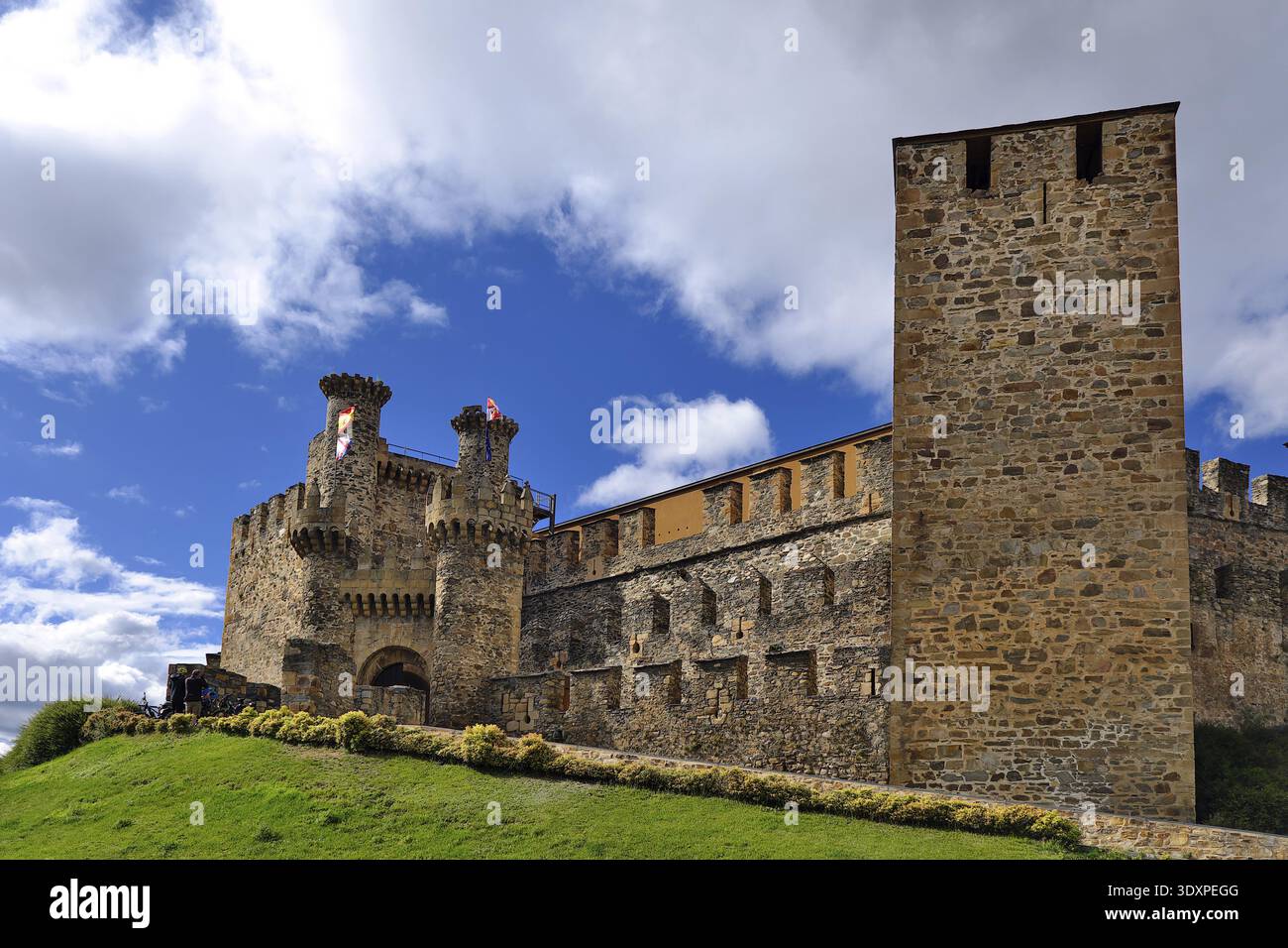 Castello Templare a Ponferrada (Castello de Ponferrada), Camino Frances, via spagnola di San Giacomo, Castilla y Leon, Spagna Foto Stock