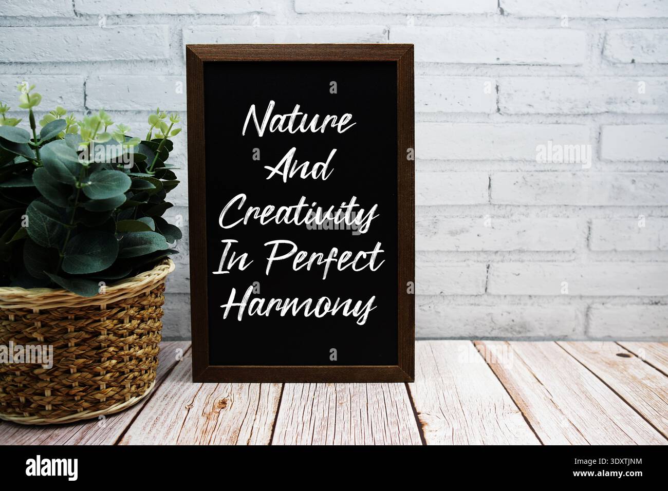 Natura e creatività in Perfect Harmony citazioni di ispirazione e motivazione Foto Stock