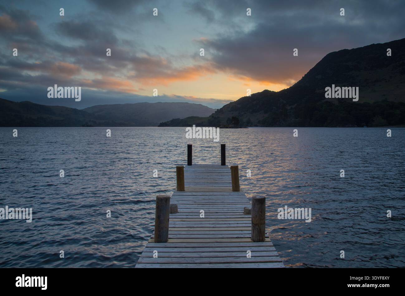 Alba sul distretto dei laghi di Ullswater Foto Stock